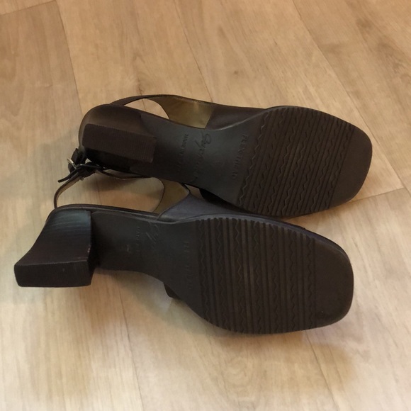 Seychelles Brown Ankle Strap Stack Sandals - Picture 3 of 6